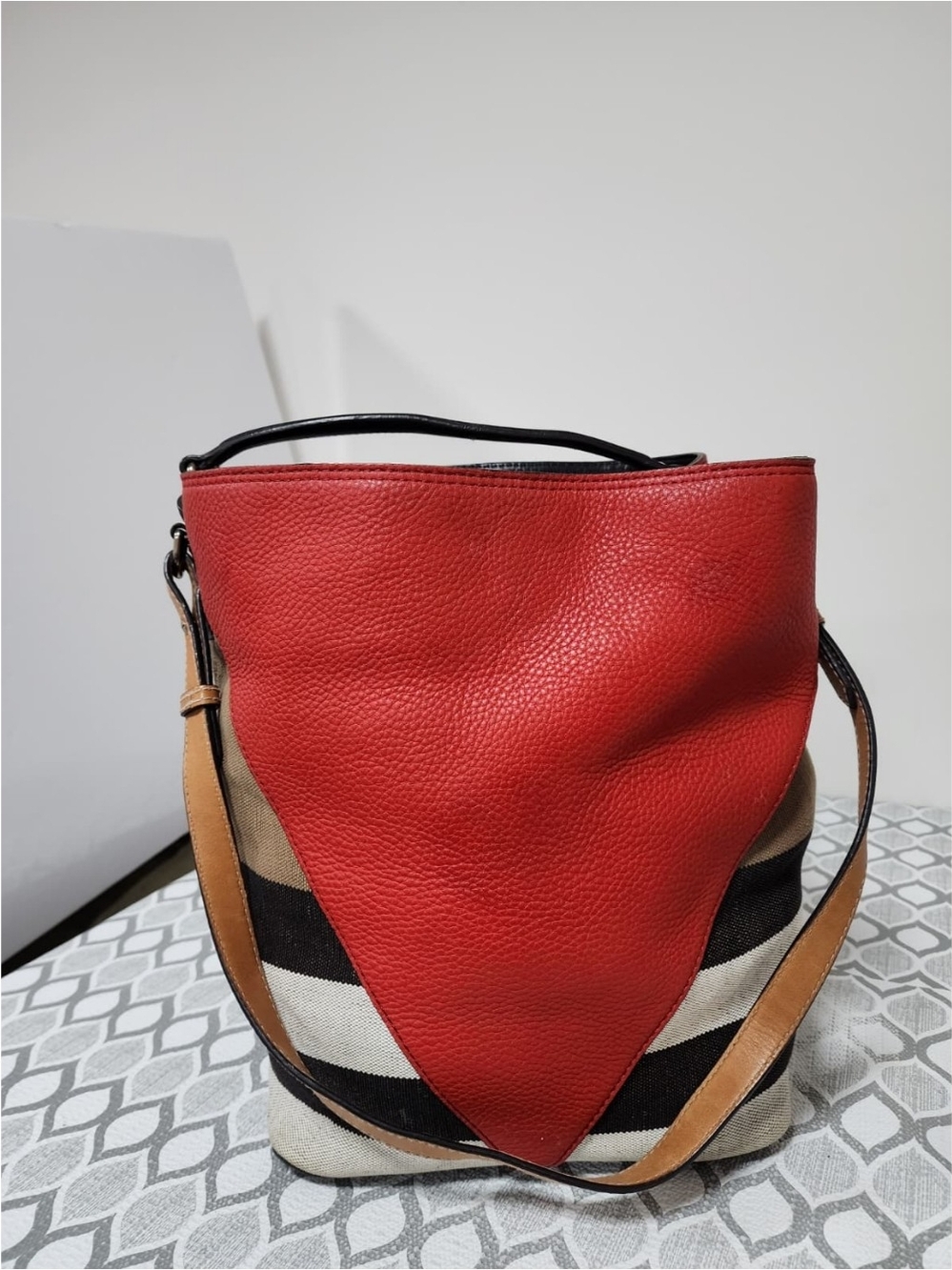 Burberry Ashby Canvas Hobo Bag Red/Beige/Brown